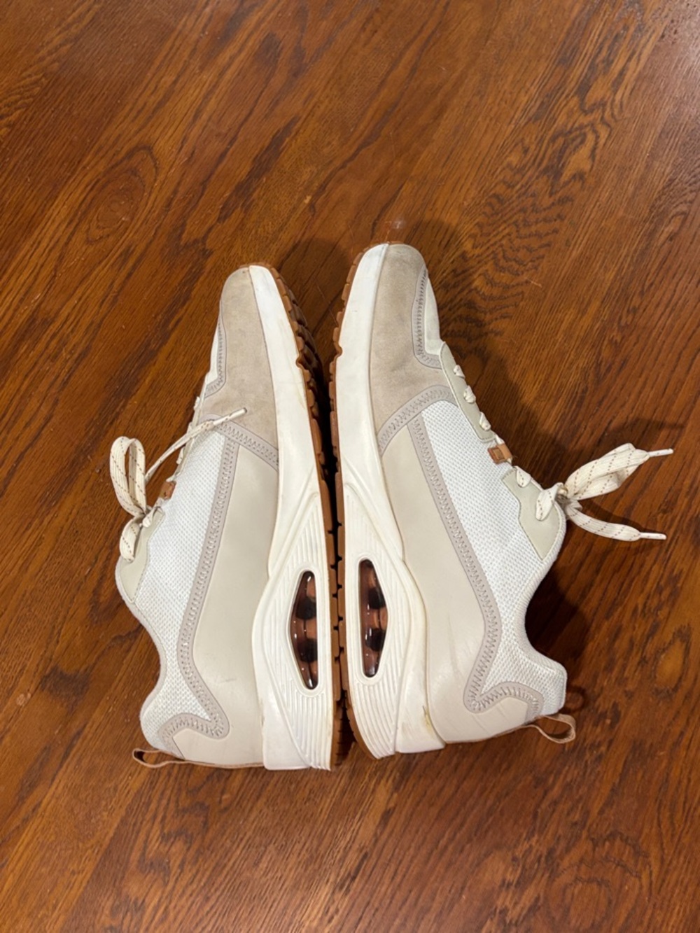 Skechers Cream and Tan Men’s Lace-Up Sneakers